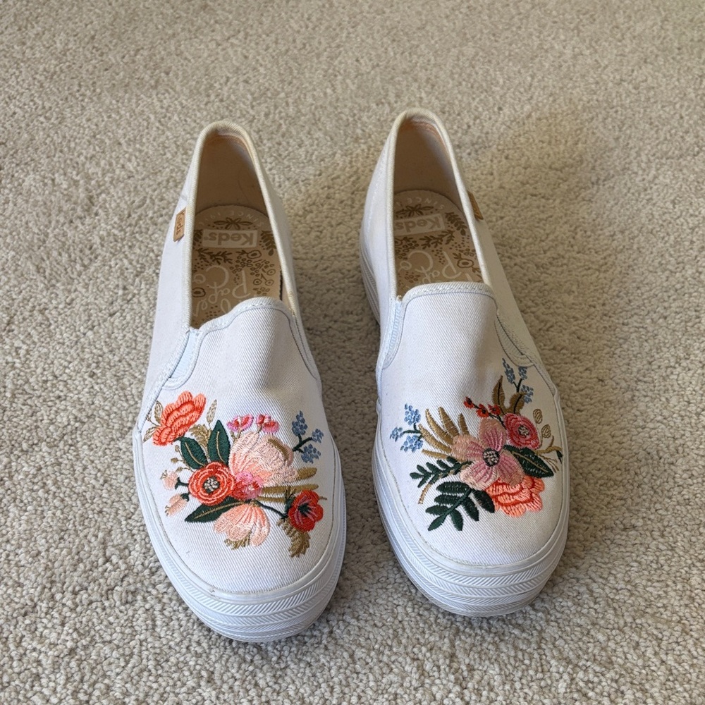 Keds Women's White Floral Embroidered Sneakers